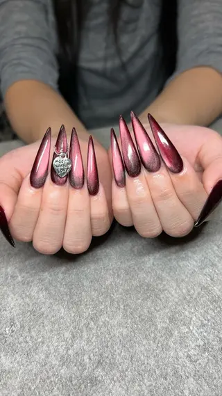 ネイル 𝐧𝐚𝐢𝐥 𝐌𝐢𝐖𝐢𝐢のネイルデザイン