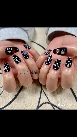 ネイル JuniNail 주니네일🇰🇷suのネイルデザイン