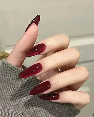 ネイル 高木 維麗絲のネイルデザイン