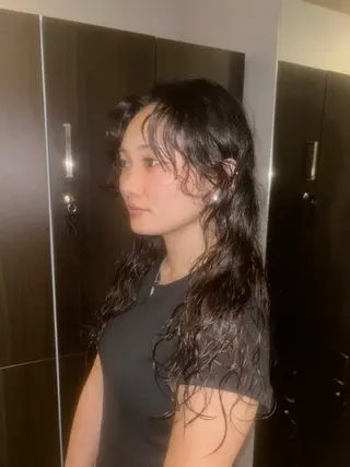 パーマ 山崎 愛莉のヘアスタイル