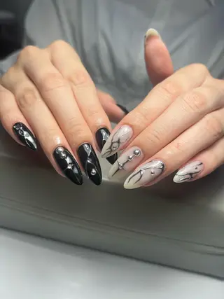 ネイル Nail Salon L'arc所属・💊大阪/心斎橋 moni🧠のネイルデザイン