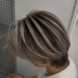 ミディアム カラー パーマ ヘアアレンジ メンズ メンズバレイヤージュ 🌫デザインカラーのヘアスタイル