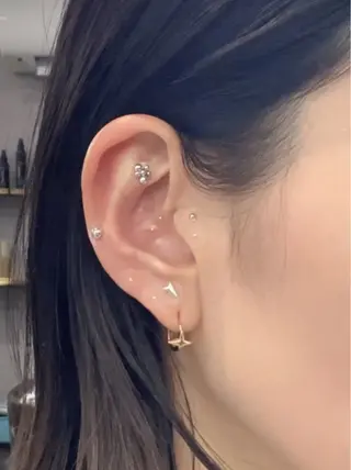 晴レ所属・🍑アヤ🫧髪質改善 ダブルカラー🍑の眉毛・アイブロウイメージ