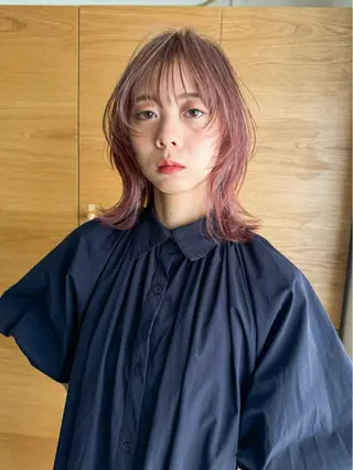 ミディアム   トワのヘアスタイル