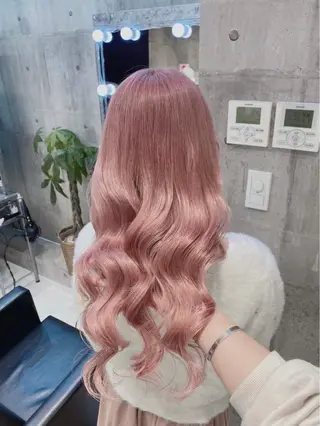 ロング カラー パーマ ヘアアレンジ メンズ キッズ ネイル マツエク・マツパ アイブロウ ハイトーン/ピンク 💗モモ໒꒱のヘアスタイル