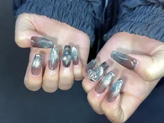 ネイル 🤎mini 🤍可愛らしいネイルのネイルデザイン