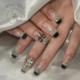 ネイル Moon  Nail /栄　大須のネイルデザイン