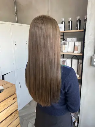 カラー 田中 萌のヘアスタイル