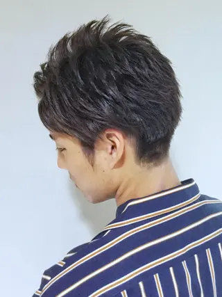 ショート カラー メンズ インナーカラー/ ストレート/奥野洸也のヘアスタイル