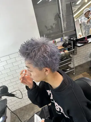 ショート カラー メンズ メンズパーマ特化 🔥韓国ヘア職人🔥のヘアスタイル