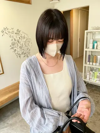 ショート カラー ヒナゴ トヨカズのヘアスタイル