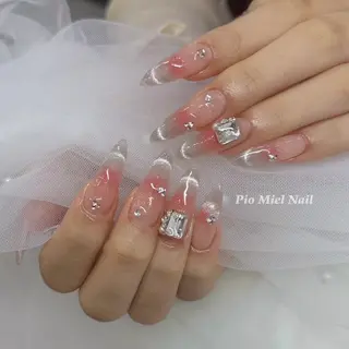 ネイル HANA 長さだしのネイルデザイン