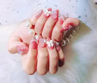 ネイル Hanaai Salon新宿店のネイルデザイン