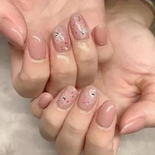 ネイル ネイルリボン 受付スタッフのネイルデザイン