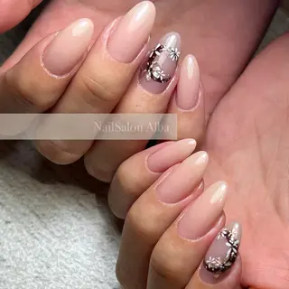 ネイル NailSalon Alba所属・Alba ASAMIのネイルデザイン