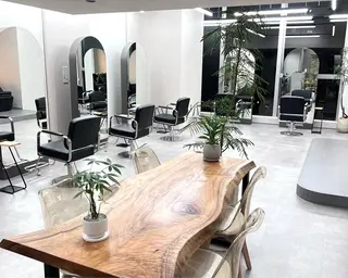 qumu 横浜所属・🌿ショート/ボブ/ 透明感カラー🌿神永のヘアスタイル