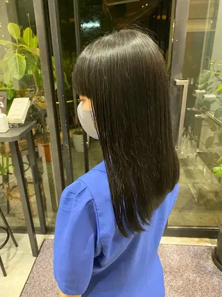 セミロング カラー i.osaka所属・たつ/レイヤーカット 顔周り/髪質改善のヘアスタイル