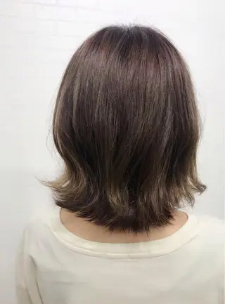 カラー GRANLUSSO 〜グランルッソ駅前店所属・木口 嘉美のヘアスタイル