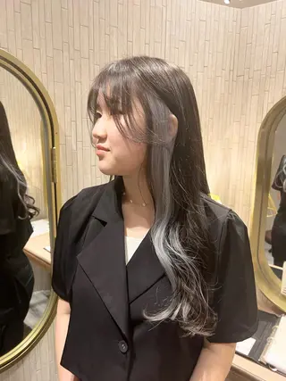 カラー Aya/四条烏丸/ インナーカラーのヘアスタイル