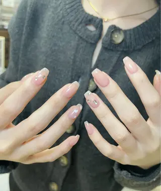 ミディアム めぐみのネイルサロン 惠のネイルデザイン