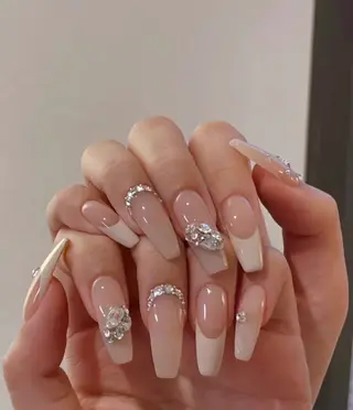 ネイル 菲菲ネイルサロン所属・FF フィフィネイルサロンのネイルデザイン