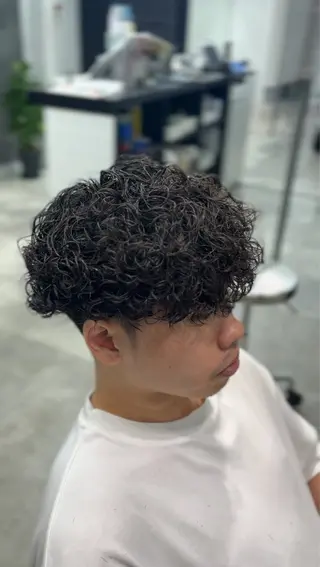 パーマ メンズ ØVARL　Jingumae所属・OVARL/ メンズパーマ/きらりのヘアスタイル