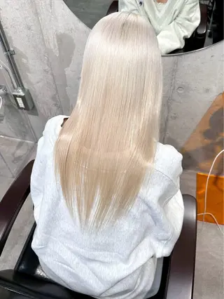 ロング ✨ブリーチカラー/ 艶髪suzu🪽🤎のヘアスタイル