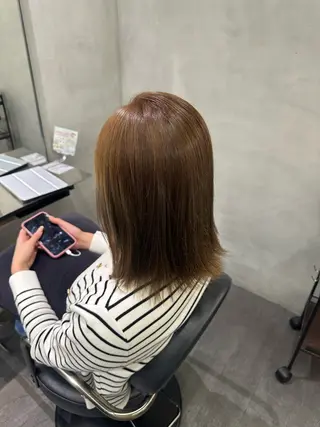 ミディアム カラー belta by artefice所属・梅田 かれんのヘアスタイル