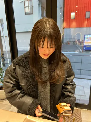 セミロング DEAN豊橋店所属・🩵シオリ/透明感/ ハイトーン🩵のヘアスタイル