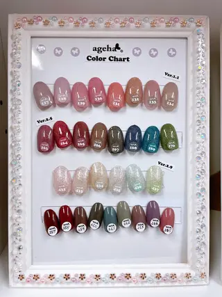 ネイル 芦辺 香奈のネイルデザイン