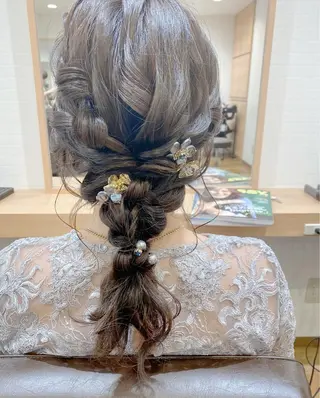 ヘアアレンジ GRANLUSSO 〜グランルッソ駅前店所属・木口 嘉美のヘアスタイル