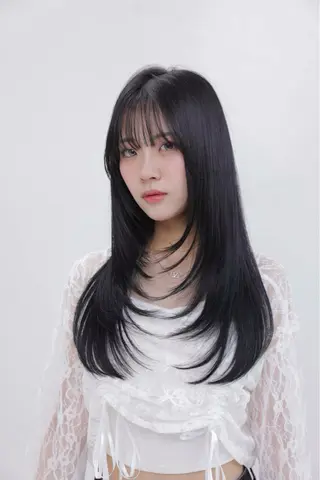 ロング カラー パーマ ヘアアレンジ LeeHorie MIUのヘアスタイル