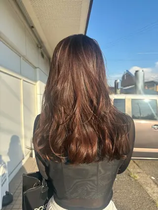 ロング エアービジュー所属・宮越 えこのヘアスタイル