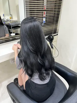 ロング カラー ヘアアレンジ 韓国レイヤー＆ピンク 艶髪🩶maikoのヘアスタイル