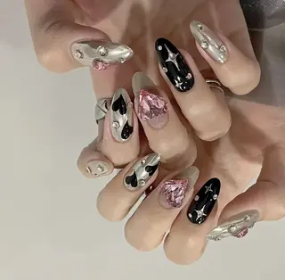 ネイル Oomiya 服部のネイルデザイン