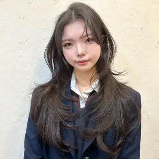 ロング 🌹ハッシュカット、 レイヤー韓国ヘア🌹のヘアスタイル