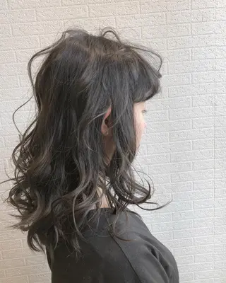 ミディアム カラー 髪質改善美容師 中村 一のヘアスタイル