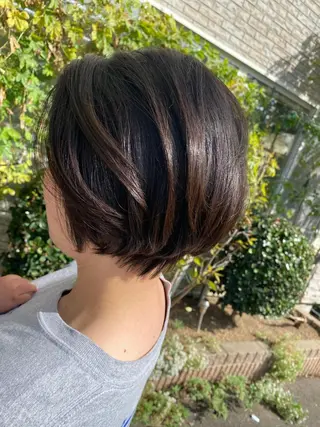 ショート 永沼 真依のヘアスタイル