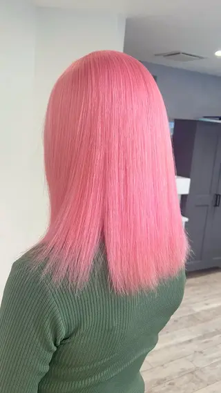 セミロング カラー ハイトーン特化サロン 🍑momo🍑のヘアスタイル