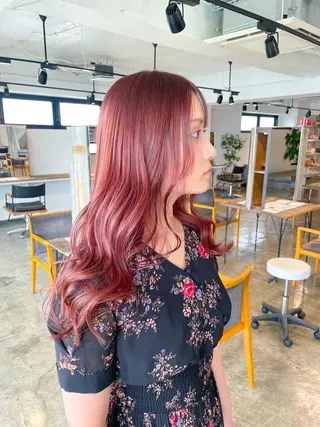 ロング カラー ハイトーン/レイヤー /ケアブリーチ石川治のヘアスタイル