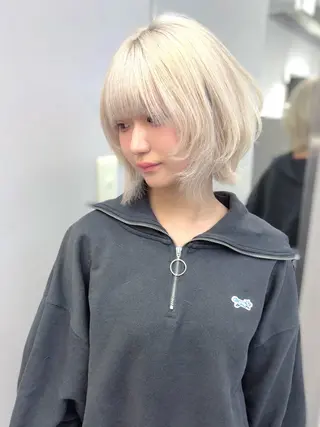 ショート カラー ムラ修正ブリーチ 山田眞之介のヘアスタイル