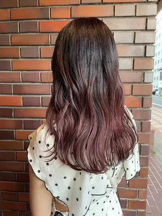 ミディアム カラー 小出 萌恵のヘアスタイル