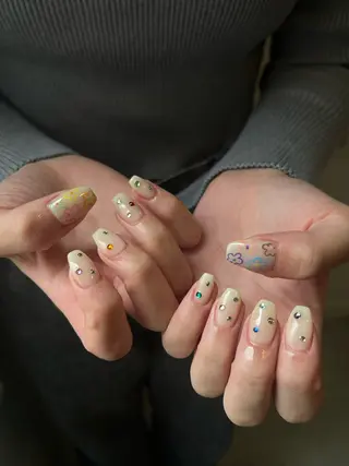 ネイル +vico 堀江店所属・中西 春那のネイルデザイン