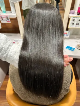 ロング 古澤 優香のヘアスタイル