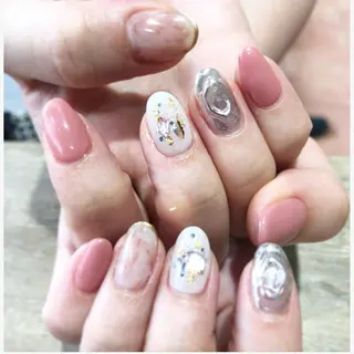 ネイル Nest 三田のマツエク・マツパデザイン