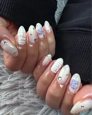 ネイル シェヌネイル JURAのネイルデザイン