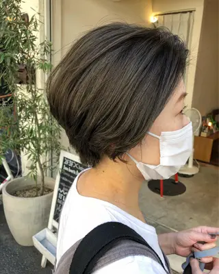 ショート カラー luve heart's And Be minamisemba所属・脇坂 佳世の眉毛・アイブロウイメージ