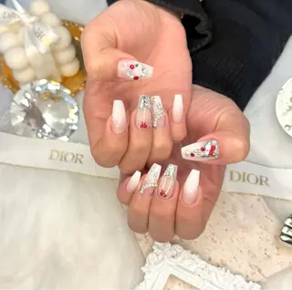 ネイル Lyna 池袋のネイルデザイン