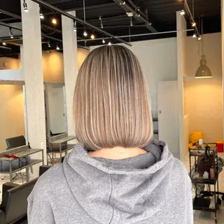 ショート カラー アンドウ ユウ/ レイヤーカット/韓国のヘアスタイル