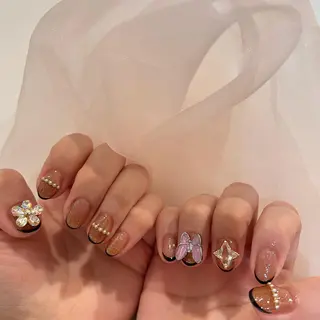 ネイル 黒葛原 めぐみのネイルデザイン